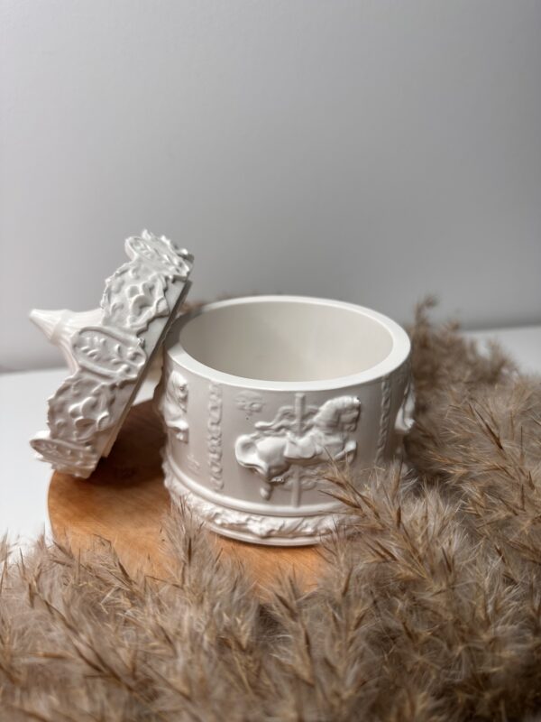 Pot de rangement caroussel